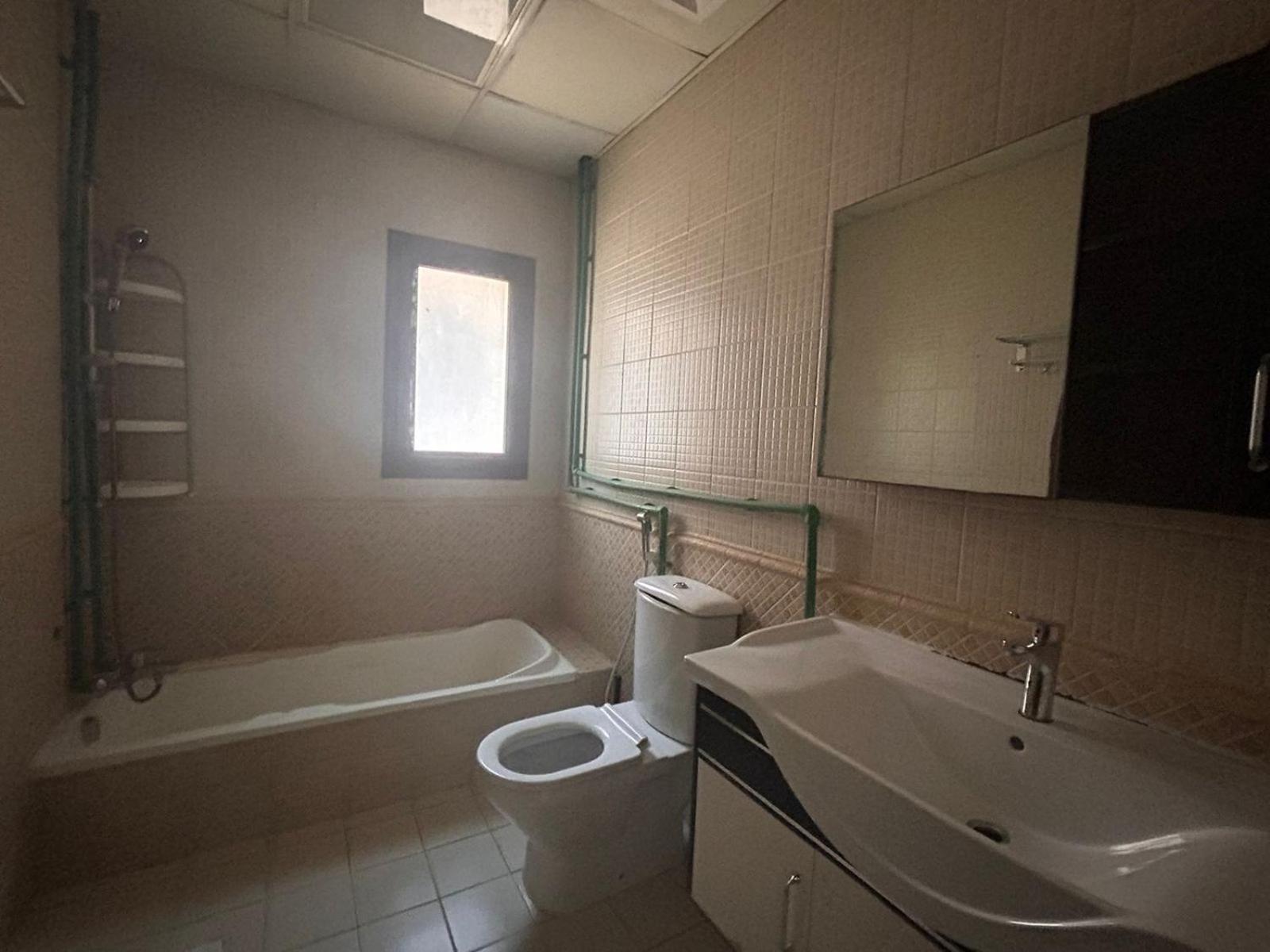 Gasthof Peaceful In Liwan Wadi Al-safa 2